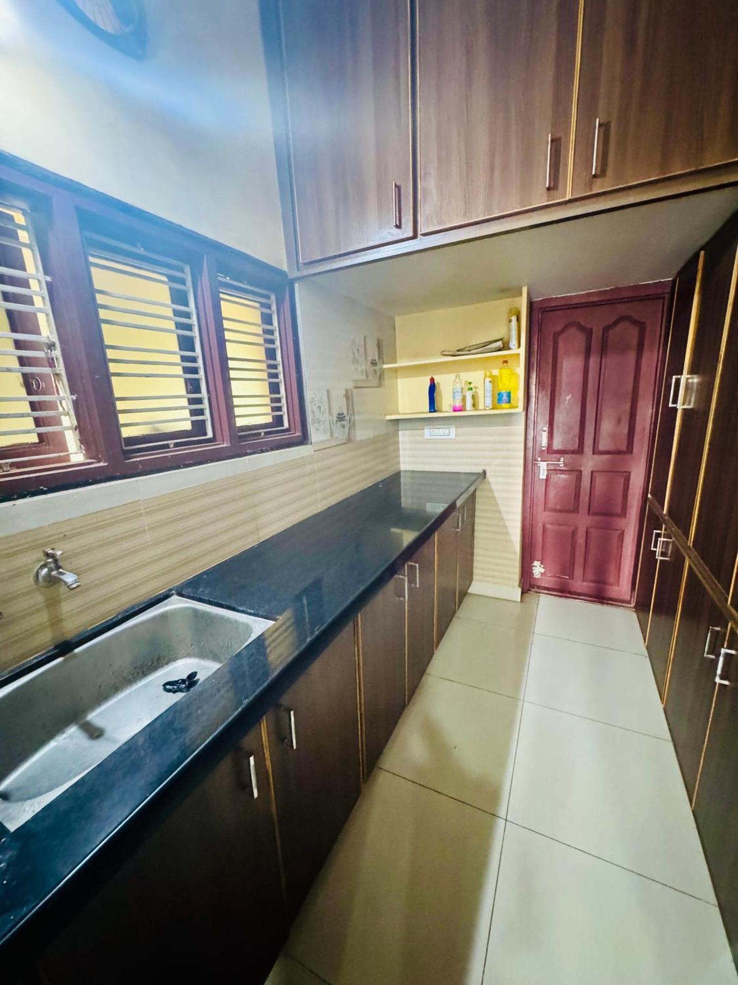 Sri Padha Vallabha Serenity Homestay Pithapuram Kültér fotó
